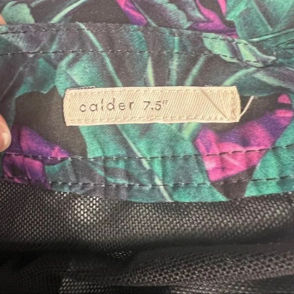 Onia Men's 36 Calder 7.5” Floral Lined Swim Trunks Hybrid Green Purple - Picture 4 of 7